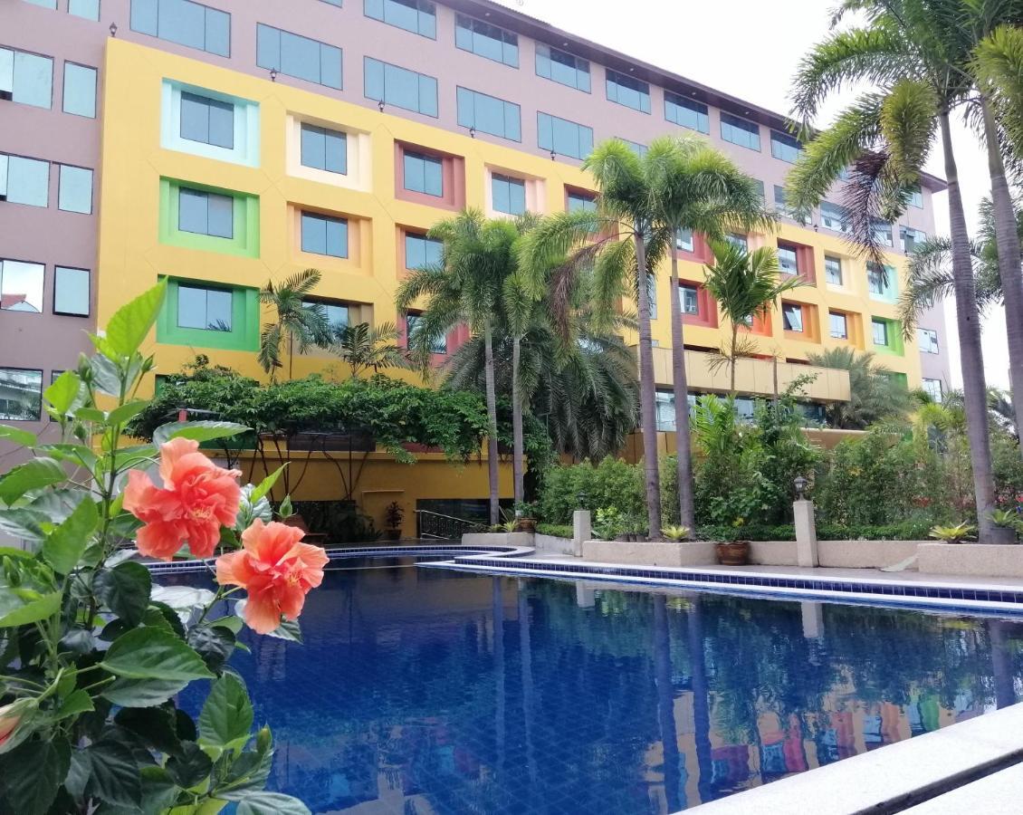 Boutique Hotel Паттайя Экстерьер фото