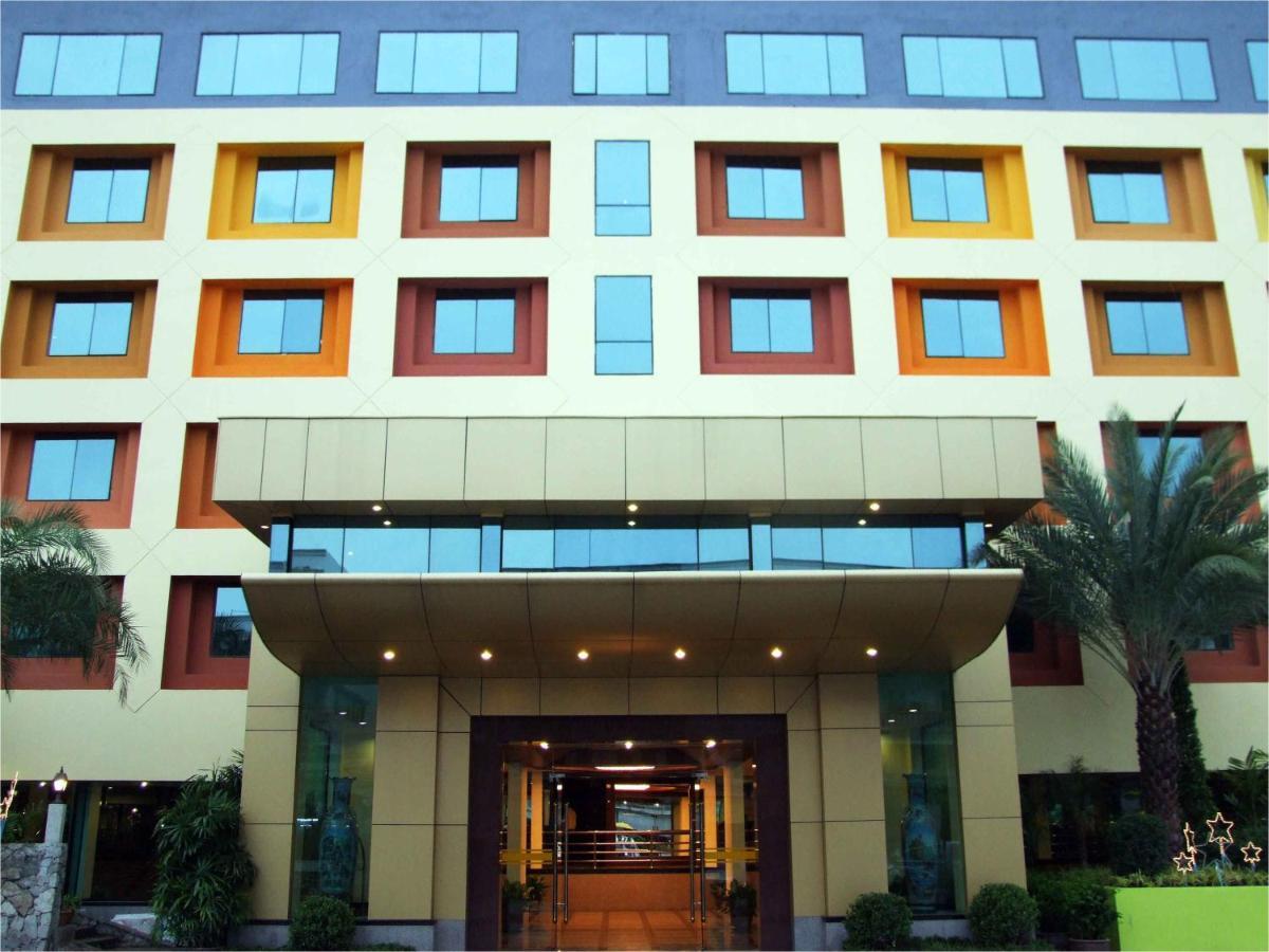 Boutique Hotel Паттайя Экстерьер фото